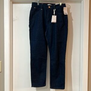 NWT Tommy Hilfiger women’s dark blue denim jeans